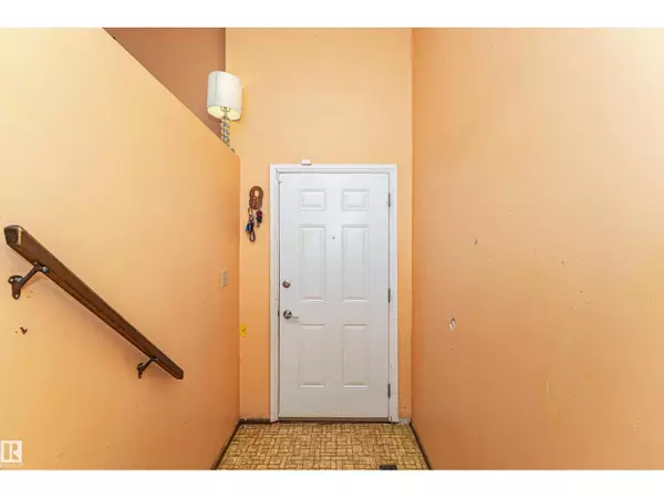 Morinville, AB T8R1E4,10603 98 AV
