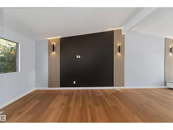 Edmonton, AB T6B1A8,6808 95 AV NW