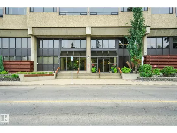 Edmonton, AB T6E5J9,#203 9929 Saskatchewan NW