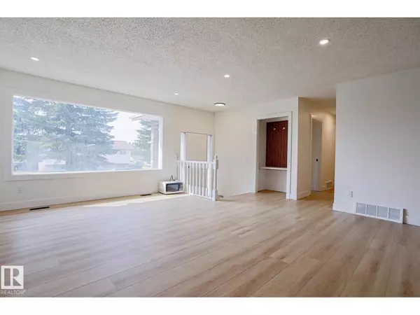 Edmonton, AB T6L1X4,1831 51 ST NW