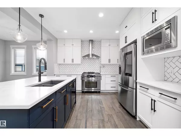 4229 VETERANS WY NW, Edmonton, AB T5E6W7