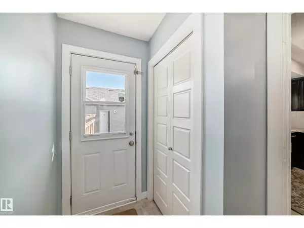 Edmonton, AB T6W3J1,327 DESROCHERS BV SW