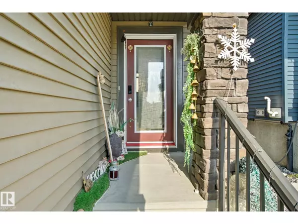 Edmonton, AB T6X2J4,2039 WONNACOTT WY SW