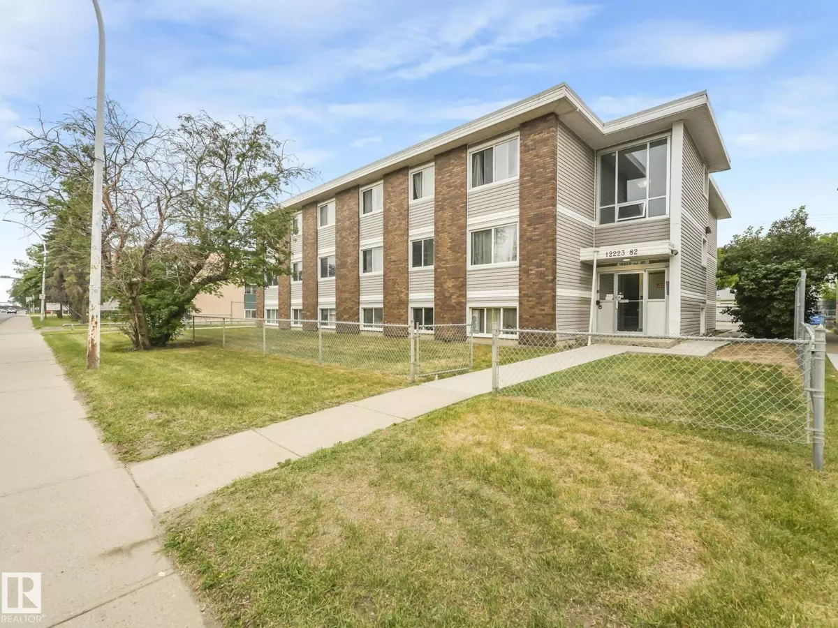 Edmonton, AB T5B2W9,#205 12223 82 ST NW