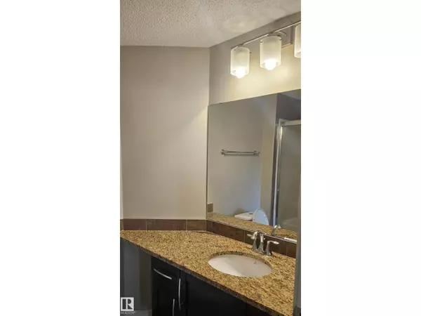 Edmonton, AB T6H0X7,#113 10530 - 56 AV NW