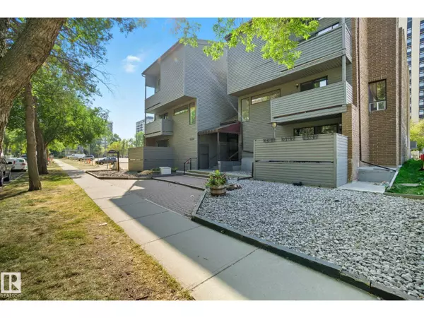 #3 10032 113 ST NW, Edmonton, AB T5K1N8