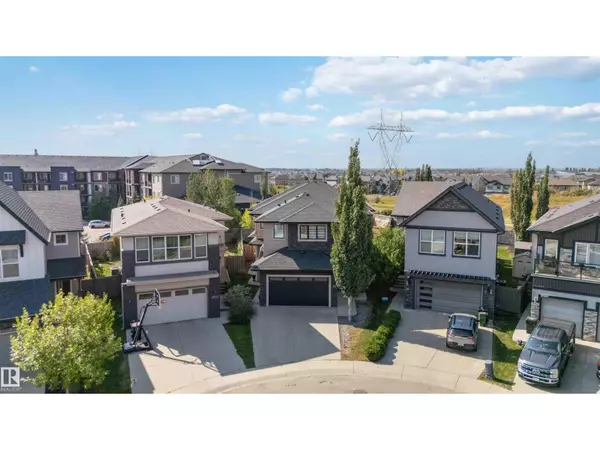 Edmonton, AB T6W1Y7,3948 CLAXTON LO SW