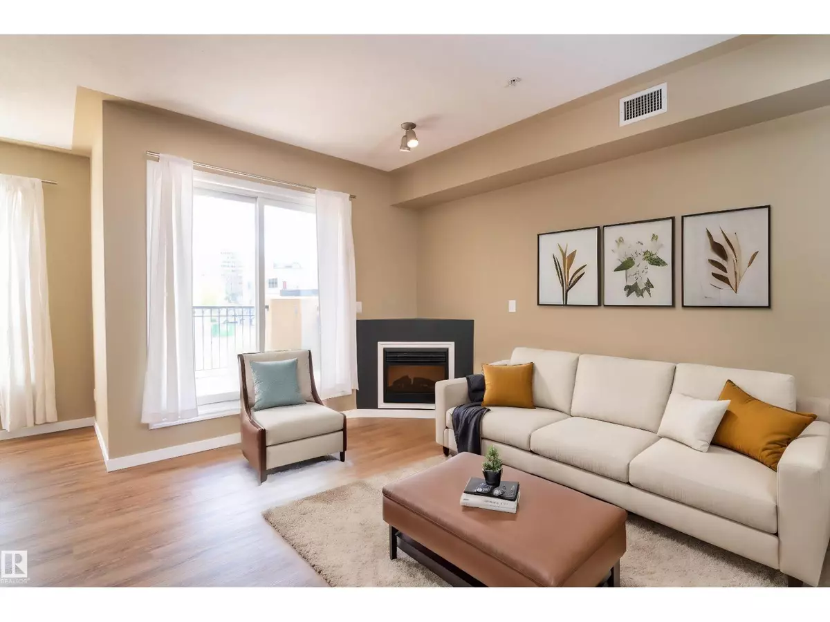 Edmonton, AB T5J5E9,#201 10606 102 AV NW