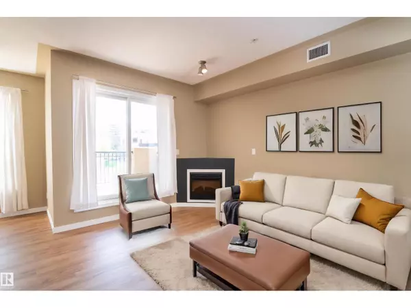 #201 10606 102 AV NW, Edmonton, AB T5J5E9