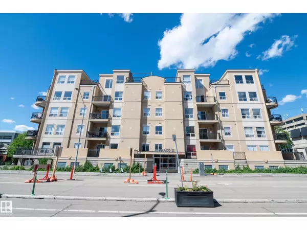 Edmonton, AB T5J5E9,#201 10606 102 AV NW