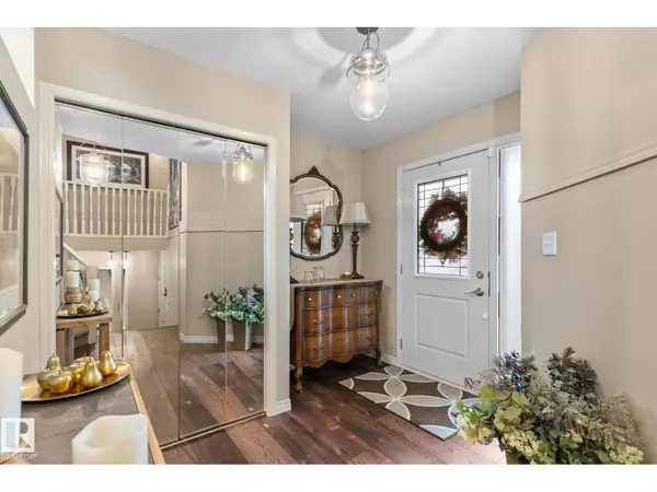 Edmonton, AB T6R2J6,#47 1130 FALCONER RD NW