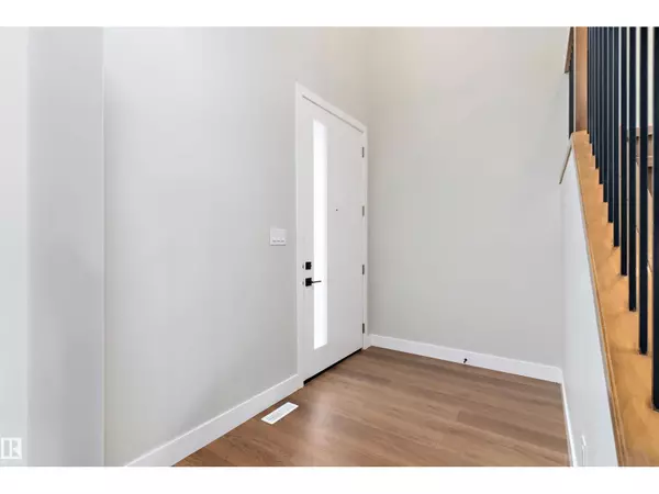 Calmar, AB T0C0V0,1 Evergreen CR