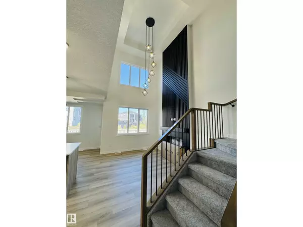 Edmonton, AB T5S0K8,3154 Magpie Way NW