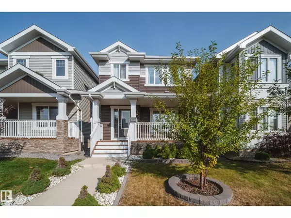 16728 15 AV SW, Edmonton, AB T6W3R6