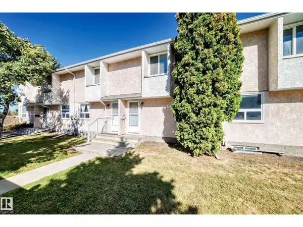 Edmonton, AB T6K2B3,53 LAKEWOOD VG NW