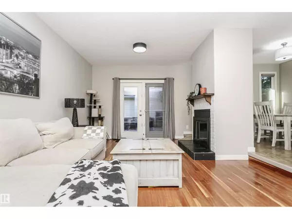 Edmonton, AB T5T2H5,18331 68 AV NW