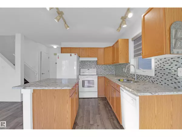 Edmonton, AB T6T1T8,#13 4020 21 ST NW