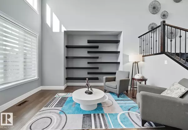 Edmonton, AB T6W2N7,1806 ADAMSON PT SW