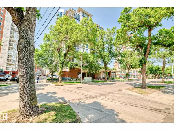 Edmonton, AB T5K1Y8,#404 10028 119 ST NW