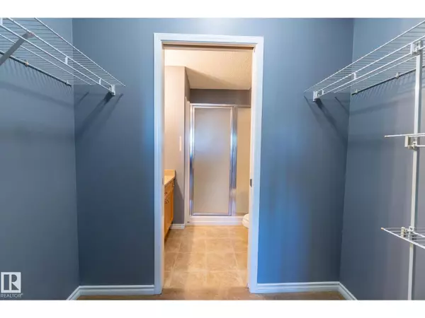 Edmonton, AB T5P4Z6,#118 16807 100 AV NW