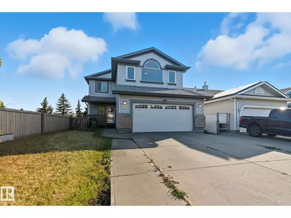 Edmonton, AB T5A5C3,3003 134 AV NW