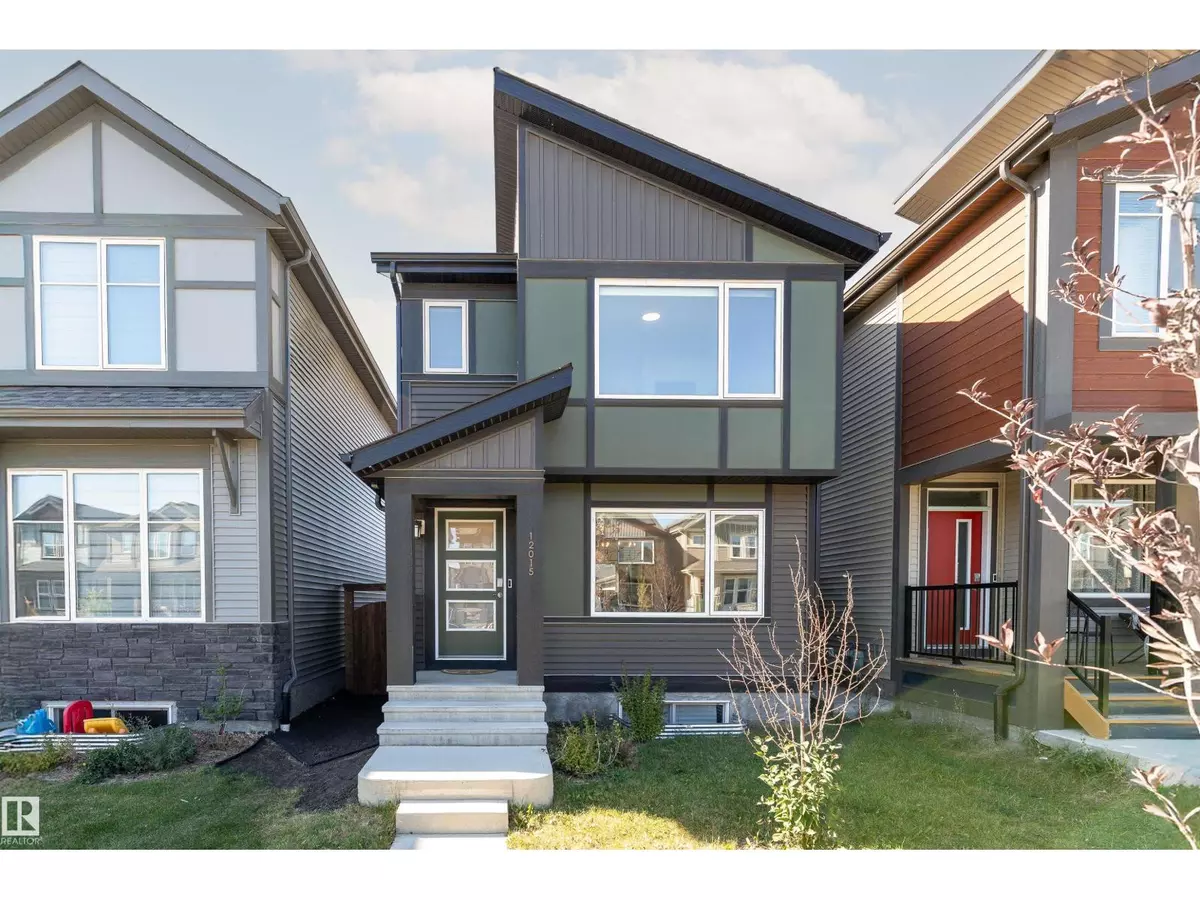 Edmonton, AB T6W5E9,12015 35 AV SW