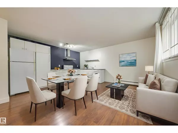 #5 10015 83 AV NW, Edmonton, AB T6E2C3