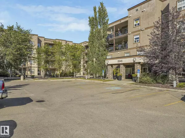 Edmonton, AB T5T3X6,#326 2045 GRANTHAM CO NW