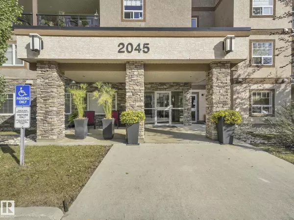 Edmonton, AB T5T3X6,#326 2045 GRANTHAM CO NW