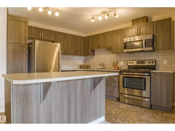 Edmonton, AB T6W2K6,#211 1820 RUTHERFORD RD SW SW