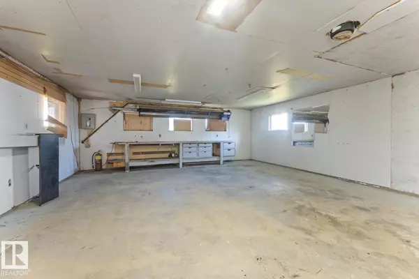 Cold Lake, AB T9M1T6,5019 62 ST