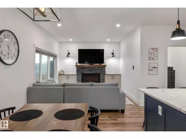 Edmonton, AB T6M2N6,5094 EDGEMONT BV NW
