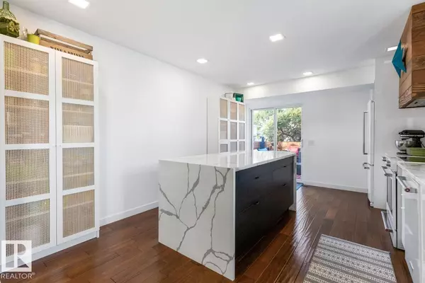 Sherwood Park, AB T8H1W9,11 DANIELS WY