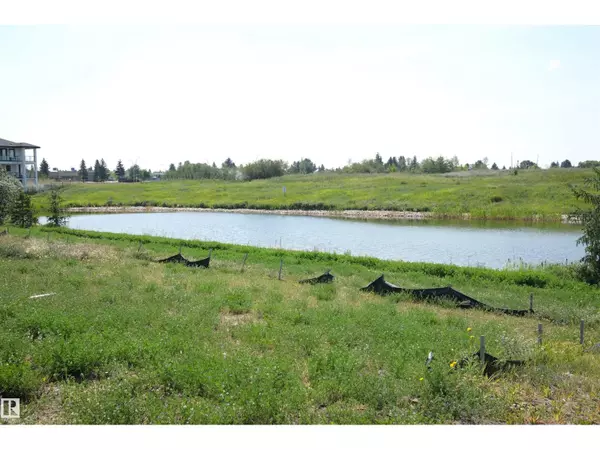 Edmonton, AB T5Z0S4,9223 156 AV NW