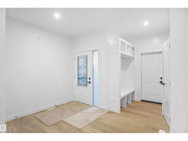 Spruce Grove, AB T7X3C6,17 AXELWOOD CRESCENT