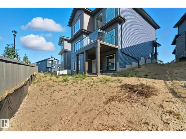 Edmonton, AB T5S0S5,1133 GYRFALCON CR NW