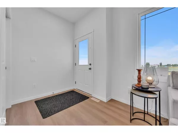 Edmonton, AB T6T2W7,1031 ASTER BV NW