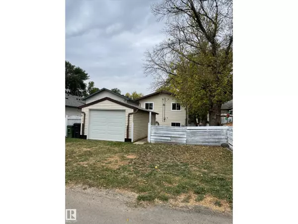 Edmonton, AB T5G1R6,12011 95A ST NW NW