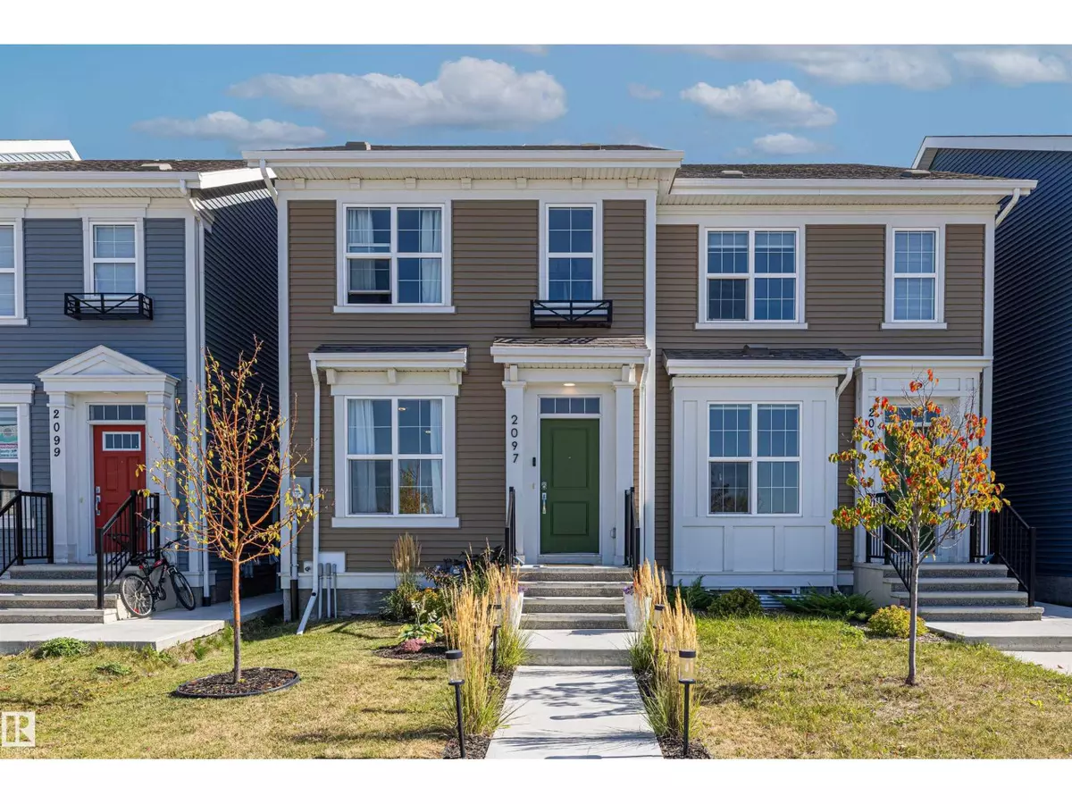 Edmonton, AB T6J1J2,2097 Maple RD NW NW