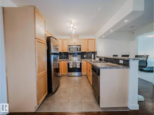 Edmonton, AB T6W0J3,#431 11603 ELLERSLIE RD SW