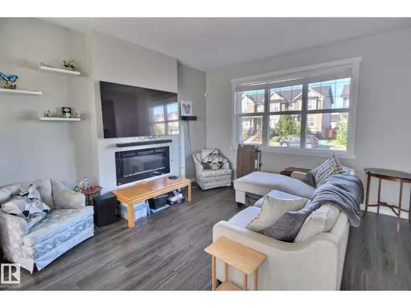 Edmonton, AB T6W3P4,2271 GLENRIDDING BV SW