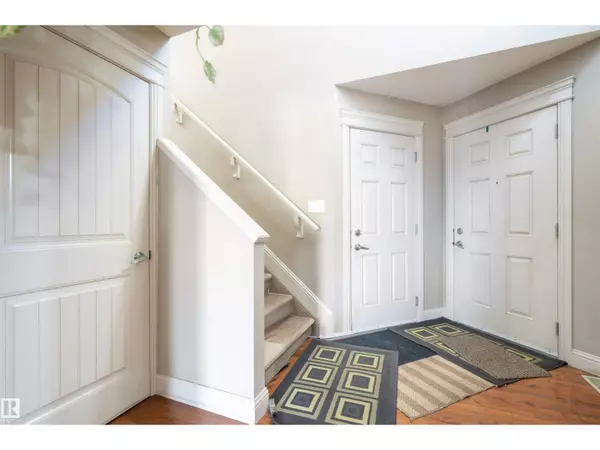 Edmonton, AB T6T0J7,3533 11 ST NW