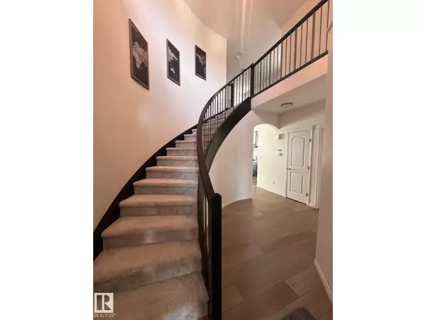 Edmonton, AB T6W4W6,3511 CHECKNITA PT SW