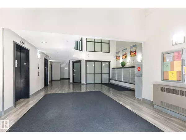 Edmonton, AB T5Y0E6,#1302 330 CLAREVIEW STATION DR NW