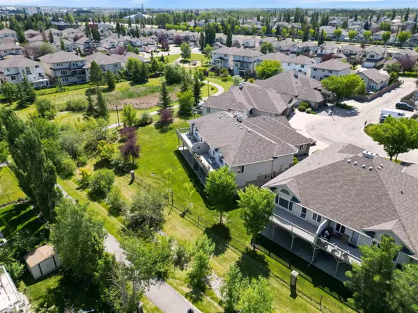 Edmonton, AB T6W1G5,#7 10848 8 AV SW