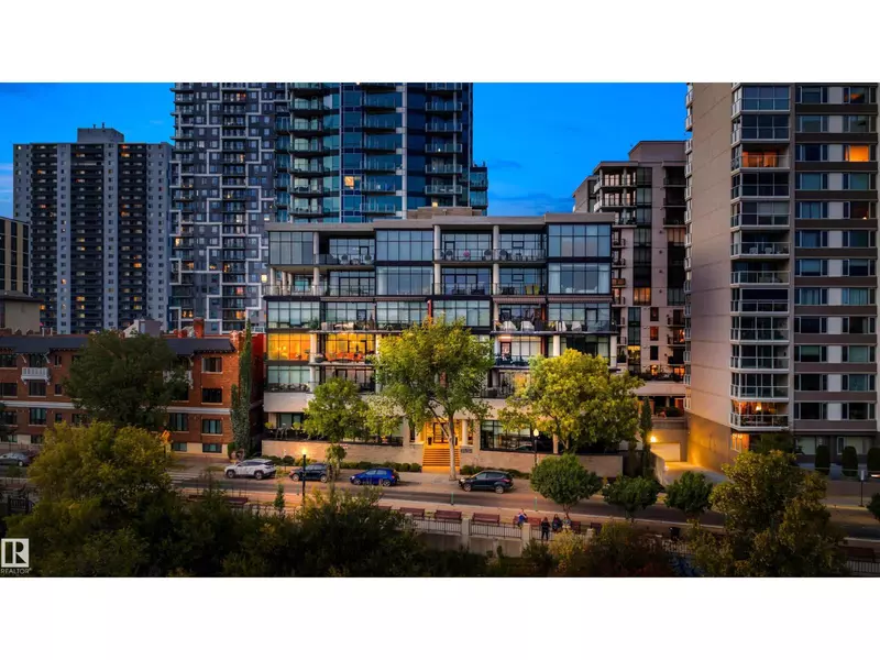 #301 11930 100 AV NW, Edmonton, AB T5K0K5