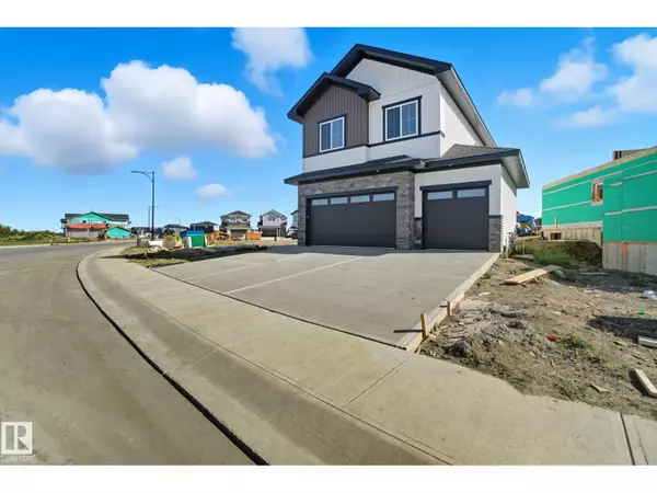 Edmonton, AB T6W5H2,3325 Chernowski WY SW