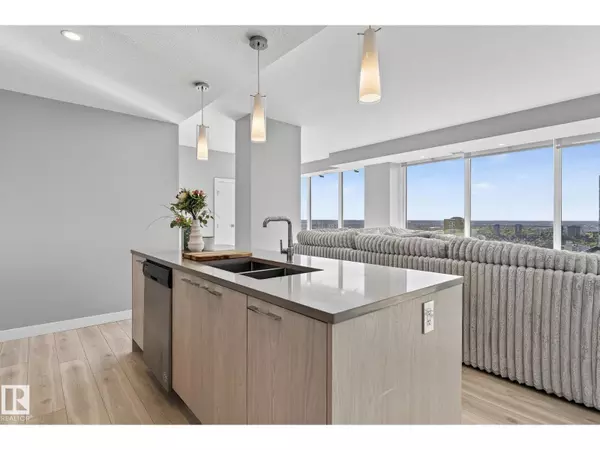 Edmonton, AB T5J0L1,#3100 10180 103 ST NW