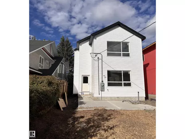 Edmonton, AB T5X6C5,11613 79 AV NW