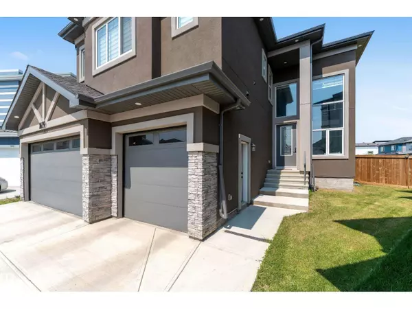 Edmonton, AB T6T2S1,1629 16A ST NW